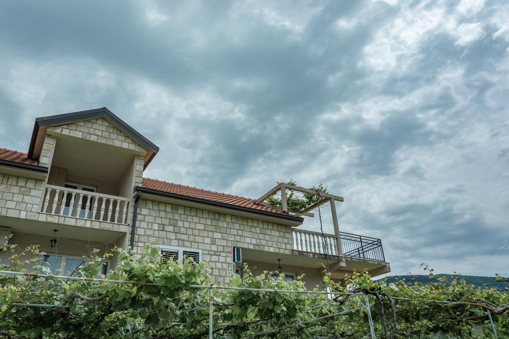 Apartmani Mendula Budva Zewnętrze zdjęcie