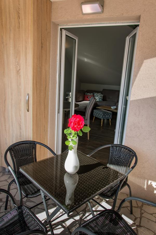 Apartmani Mendula Budva Zewnętrze zdjęcie